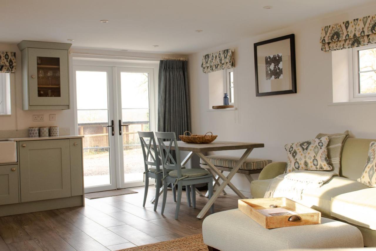 Finwood Green Farm Holiday Cottages-The Calf Shed And The Milk Parlour Henley-in-Arden Exterior foto